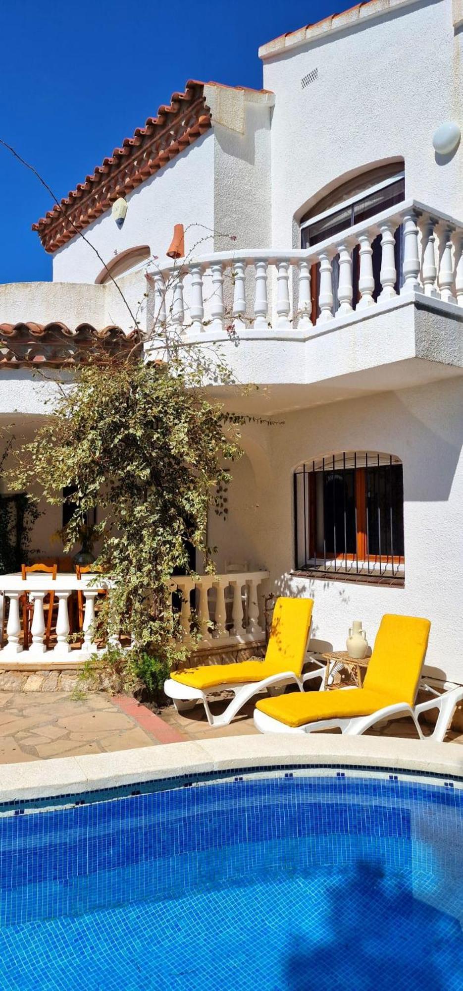 Casa Buganvilla Ла-Амеллья-де-Мар Экстерьер фото